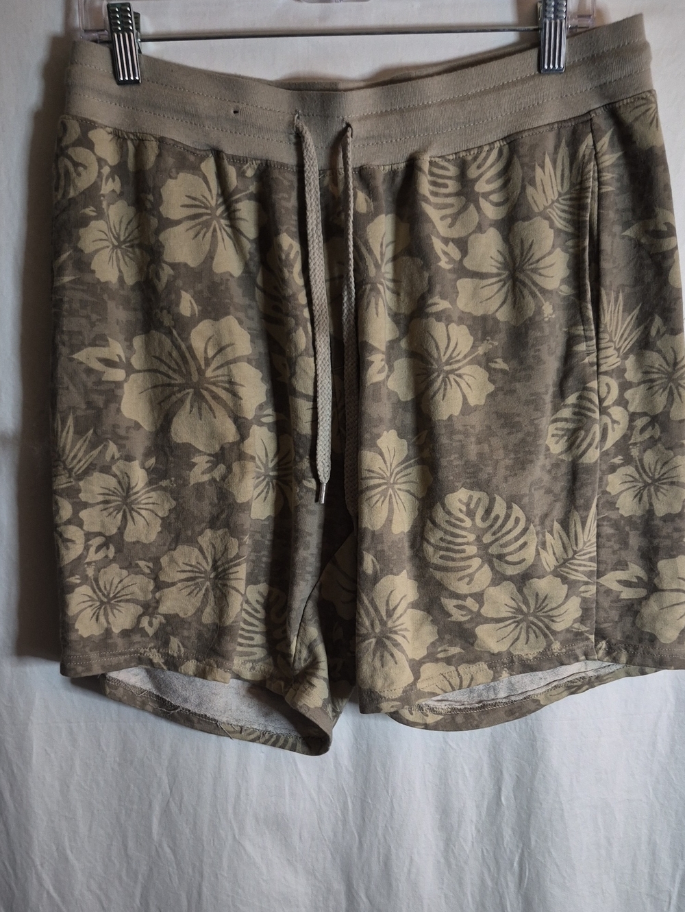 No Boundaries Beige Drawstring Lounge Shorts